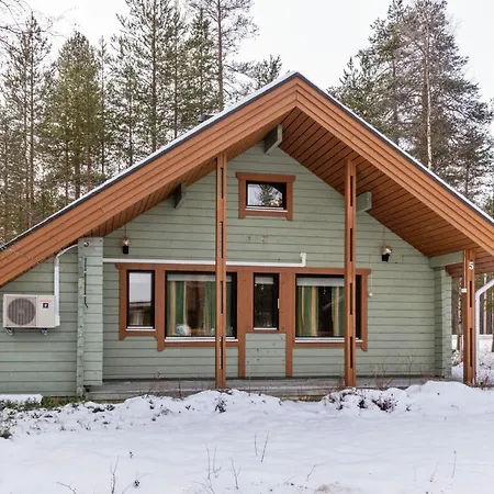 Semesterbostad Sallassi By Interhome